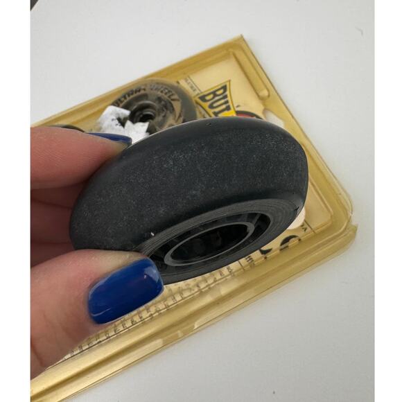 BULLZEYE Inline Replacement Wheels 72mm/80a Set of 4 Performance Skate Wheels - Picture 5 of 7